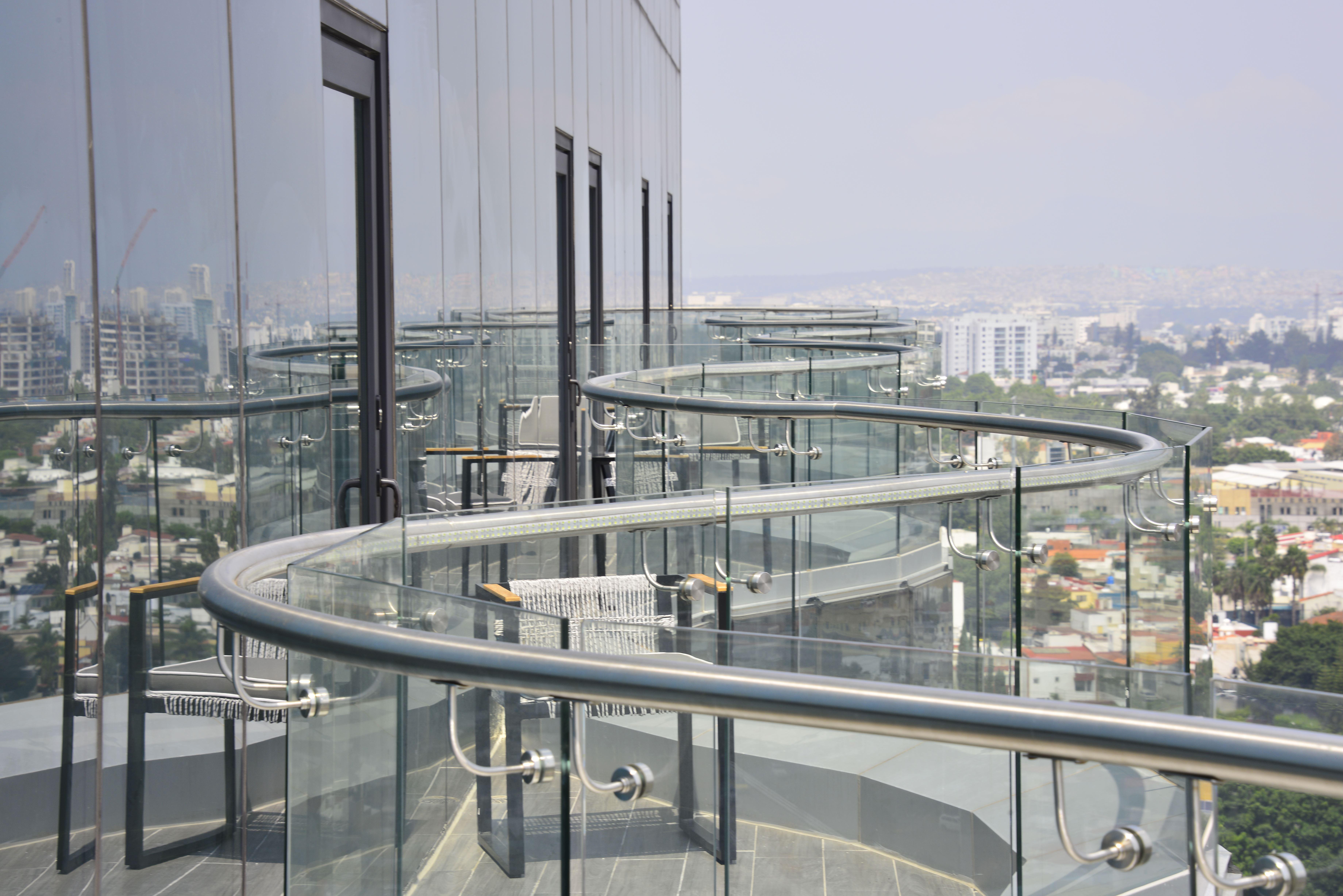 Baruk Guadalajara Hotel De Autor Exterior photo A glass balustrade