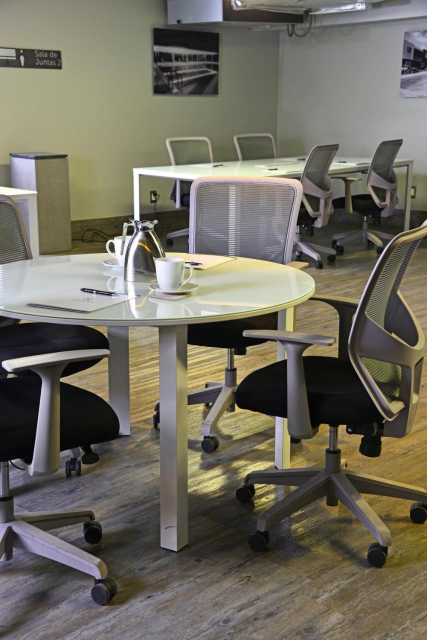 Baruk Guadalajara Hotel De Autor Exterior photo Office chairs